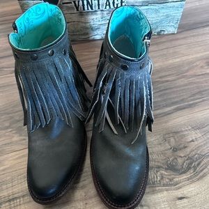 Women’s size 8.5 Corral booties